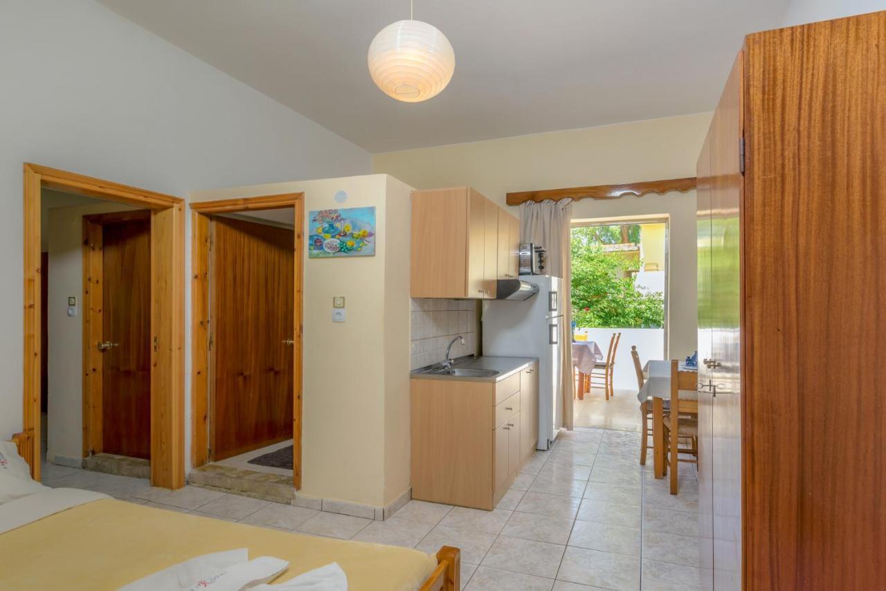 Haris Rooms Georgioupoli Exterior foto